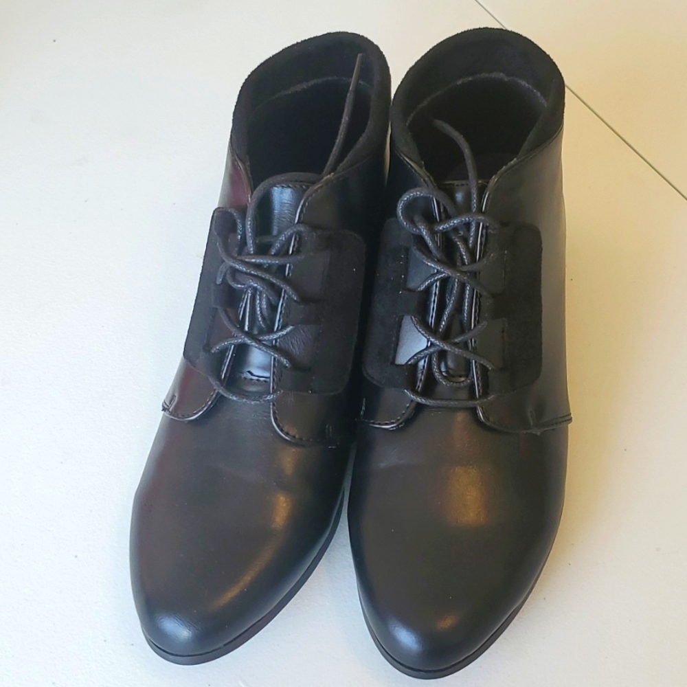Chelsea-Crew Lace Up Booties NWOB